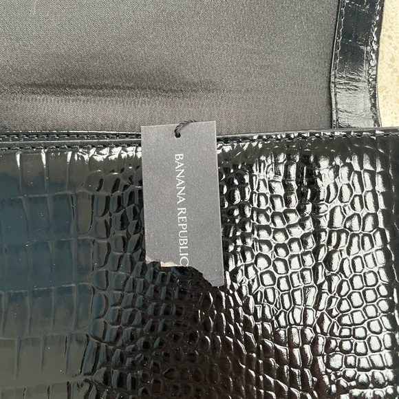 Banana Republic patent leather black crocodile embossed clutch - Picture 7 of 8